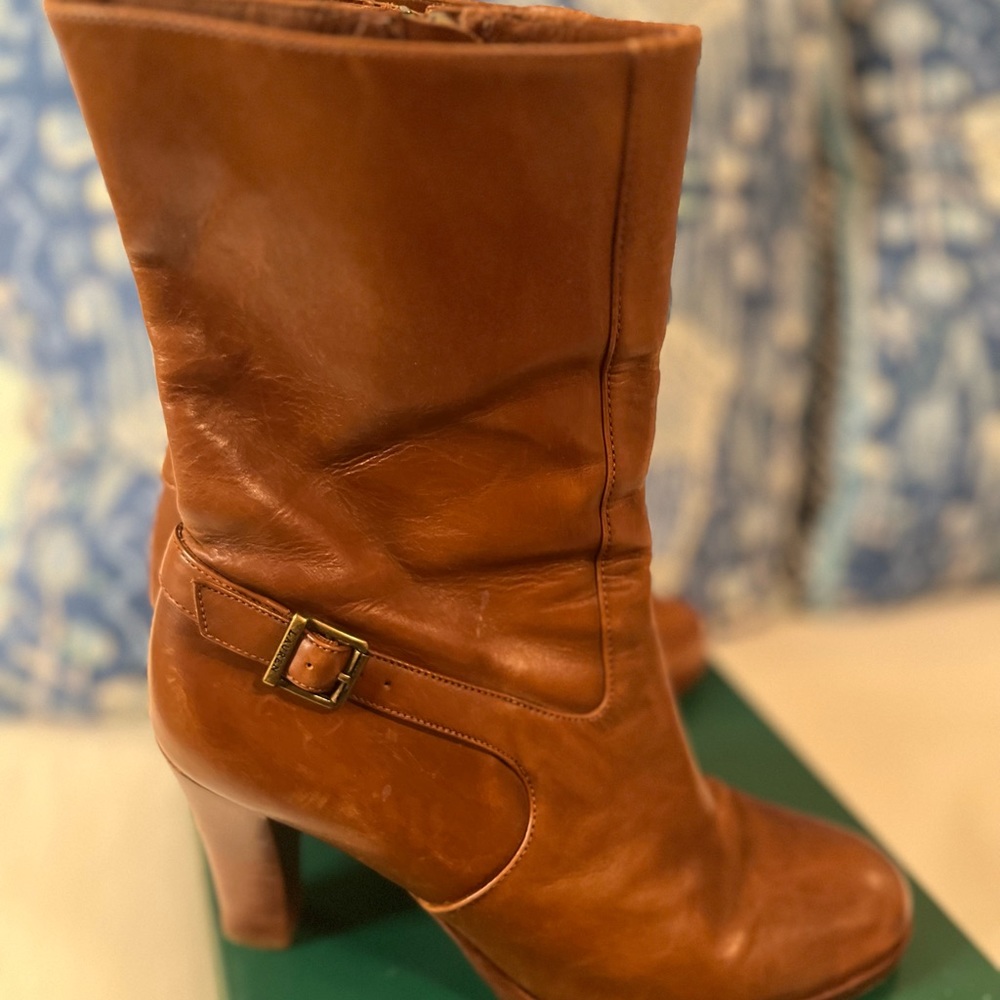 Lauren by Ralph Lauren size 8 Camel Leather Boots